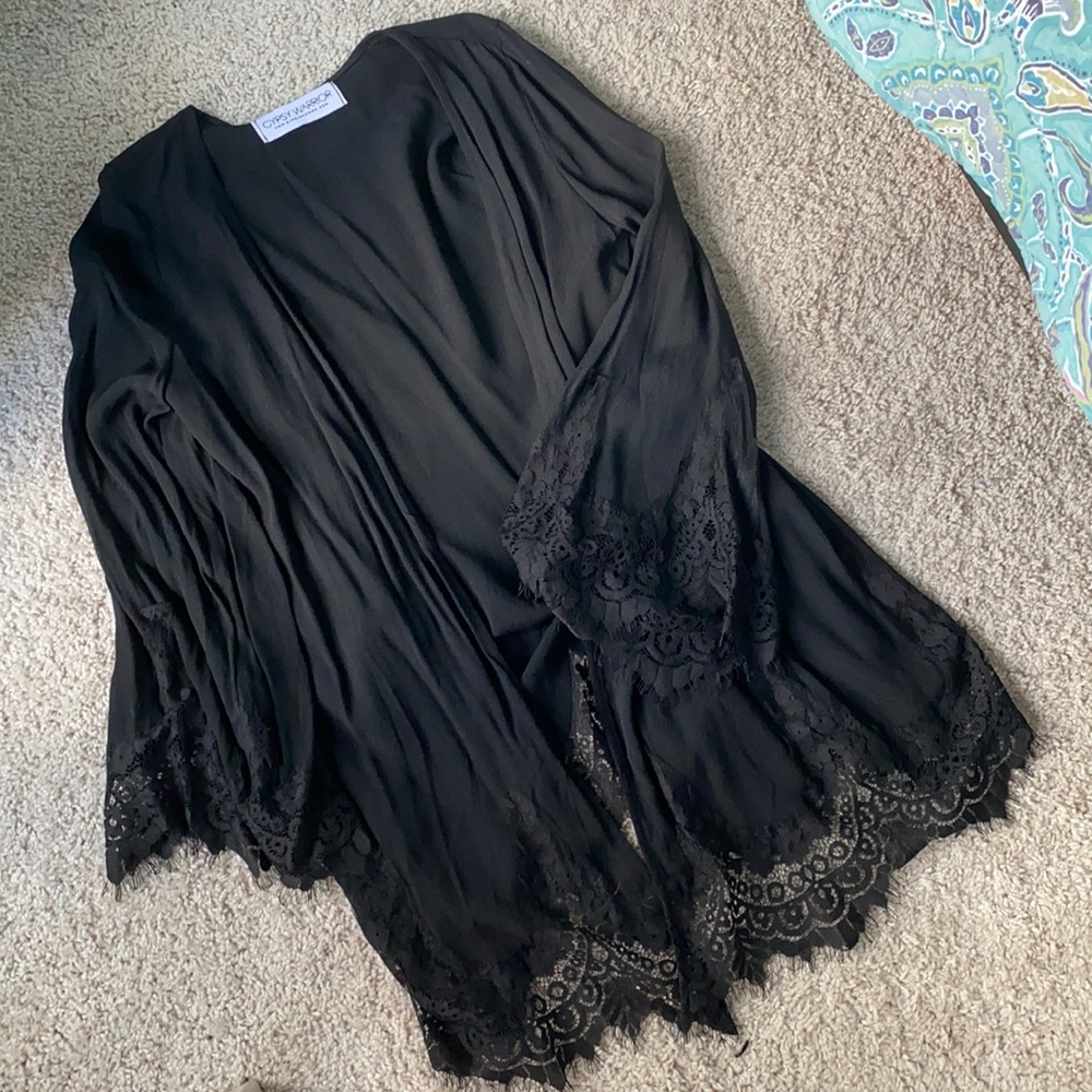 ✨ WITCHY VIBES ✨gypsy warrior kimono